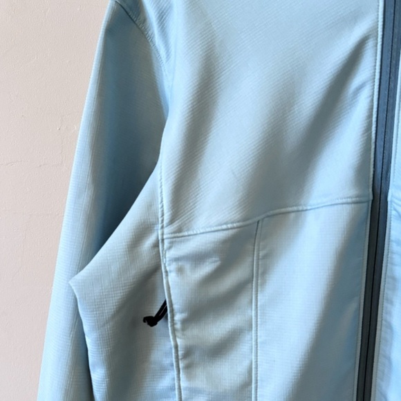 Vintage Arc'teryx Epsilon LT Hoody Jacket Women’s - Picture 3 of 15